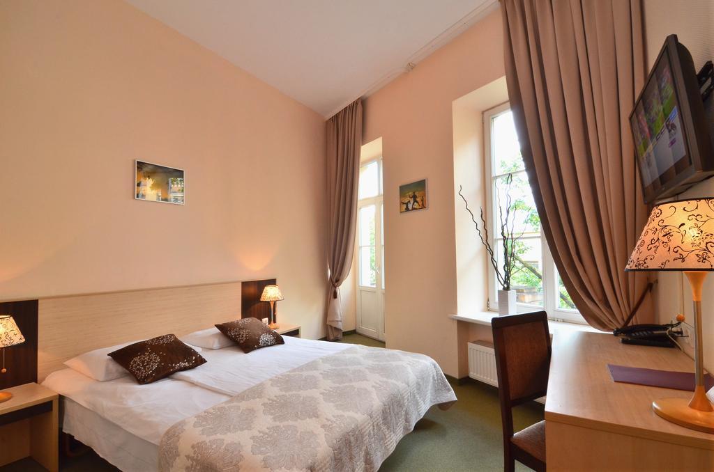 Ivolita Hotel