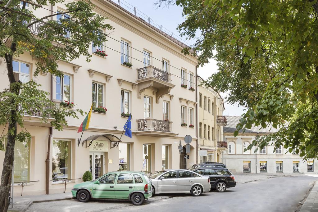 Hotel Ivolita 3*