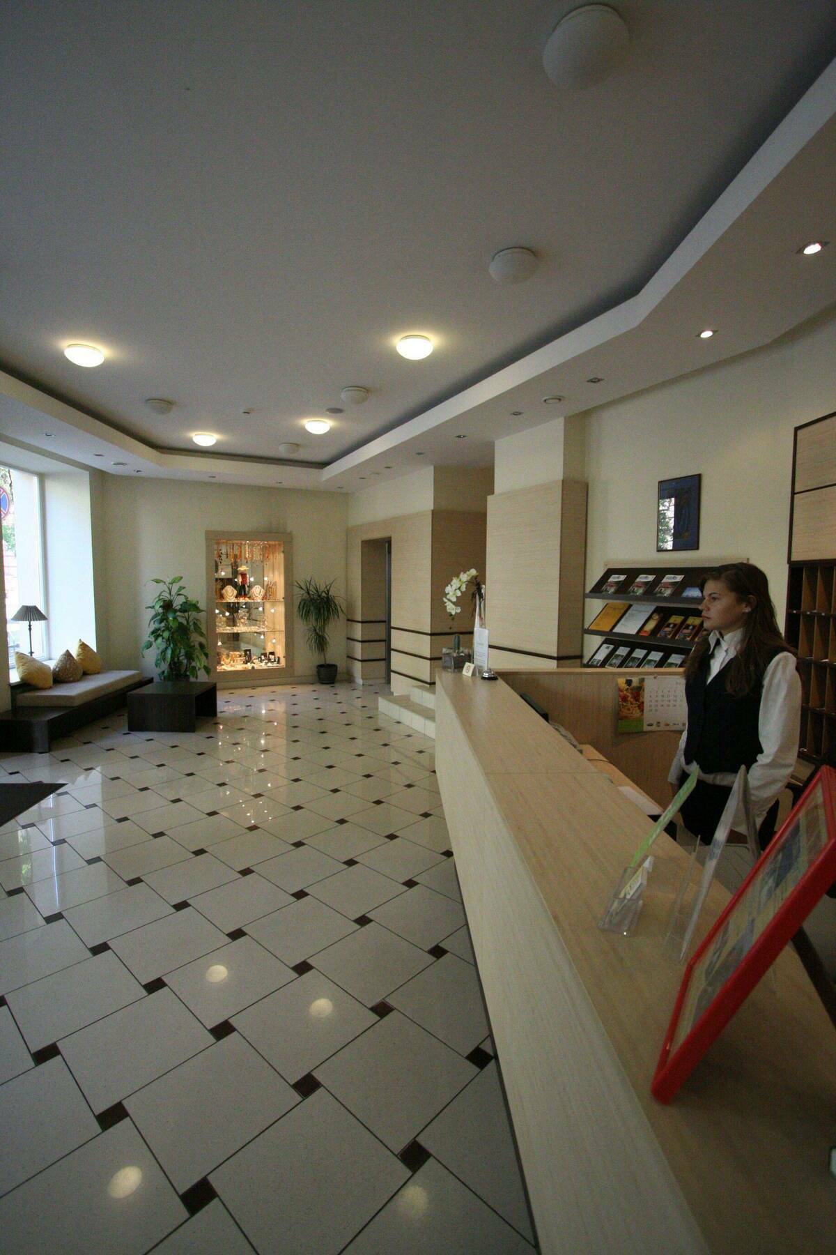 Hotel Ivolita VNO